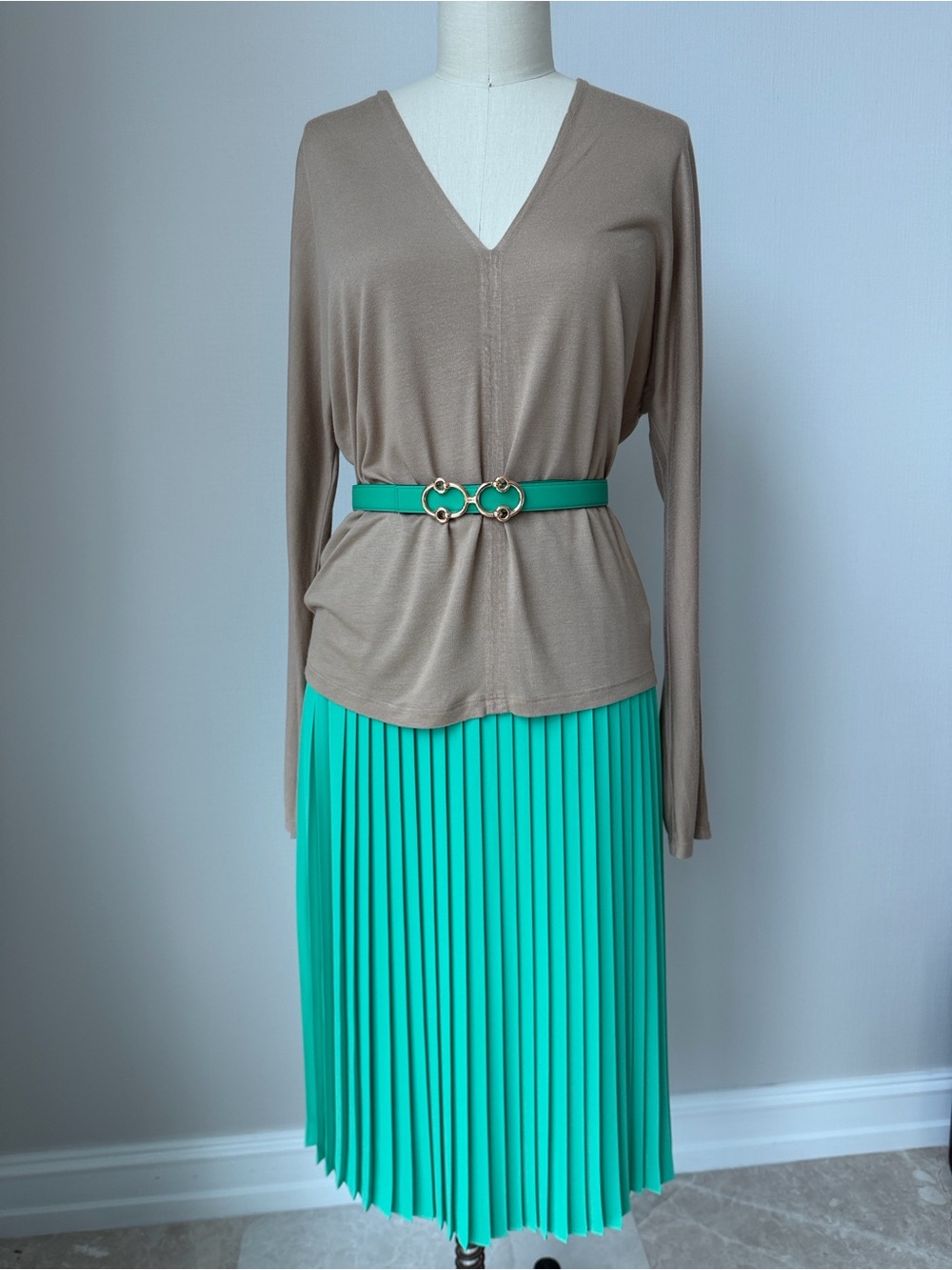 J. Crew Green Pleated Midi Skirt Size 4 - Picture 11 of 12
